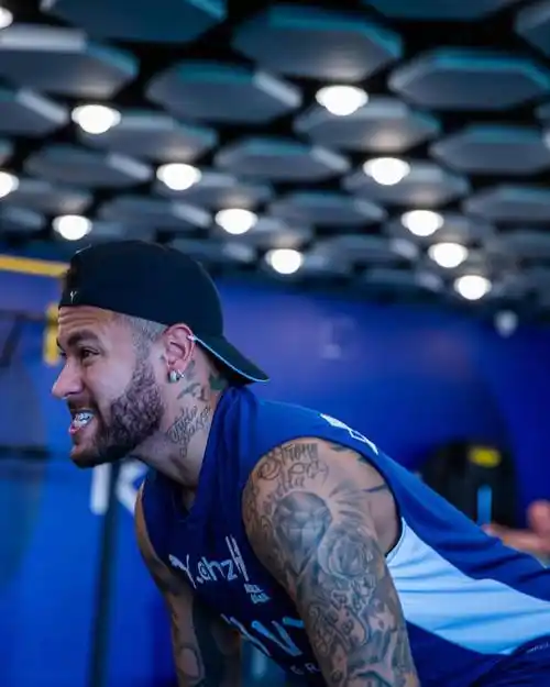 C罗的商业 C罗的商业