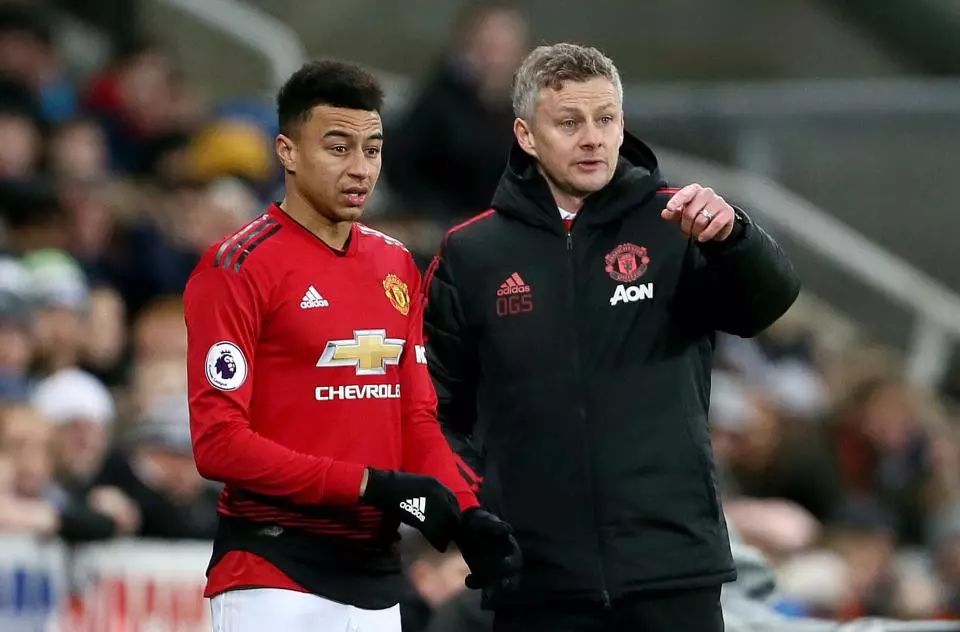 召球员自主 召球员自主