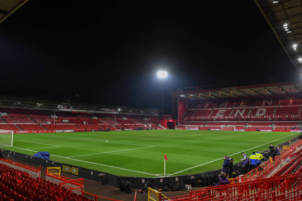 长达五年的 长达五年的