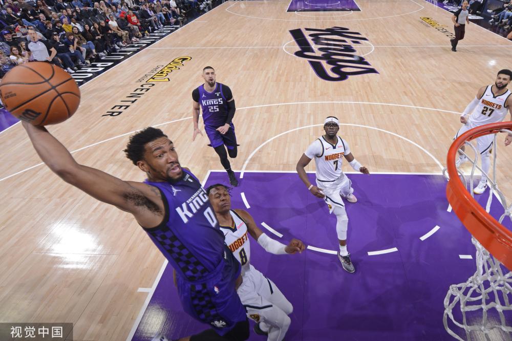 中展现出了 中展现出了