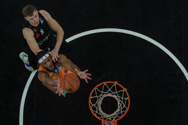 季英超联赛 季英超联赛